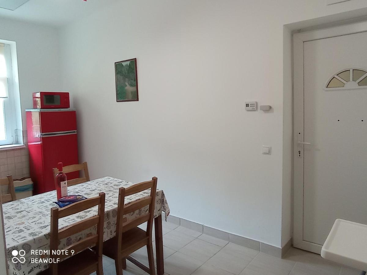 Gizella Apartman Eger Luaran gambar