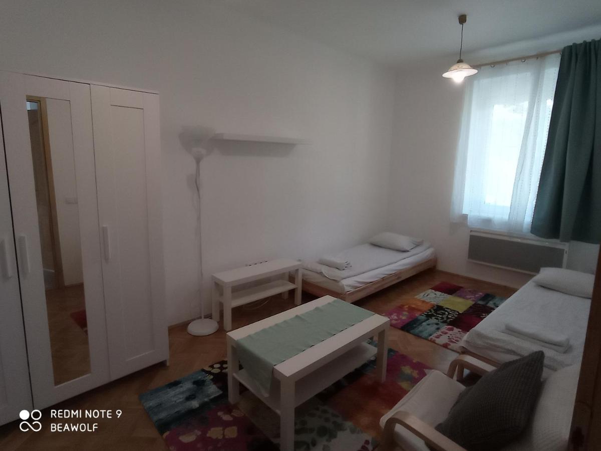 Gizella Apartman Eger Luaran gambar
