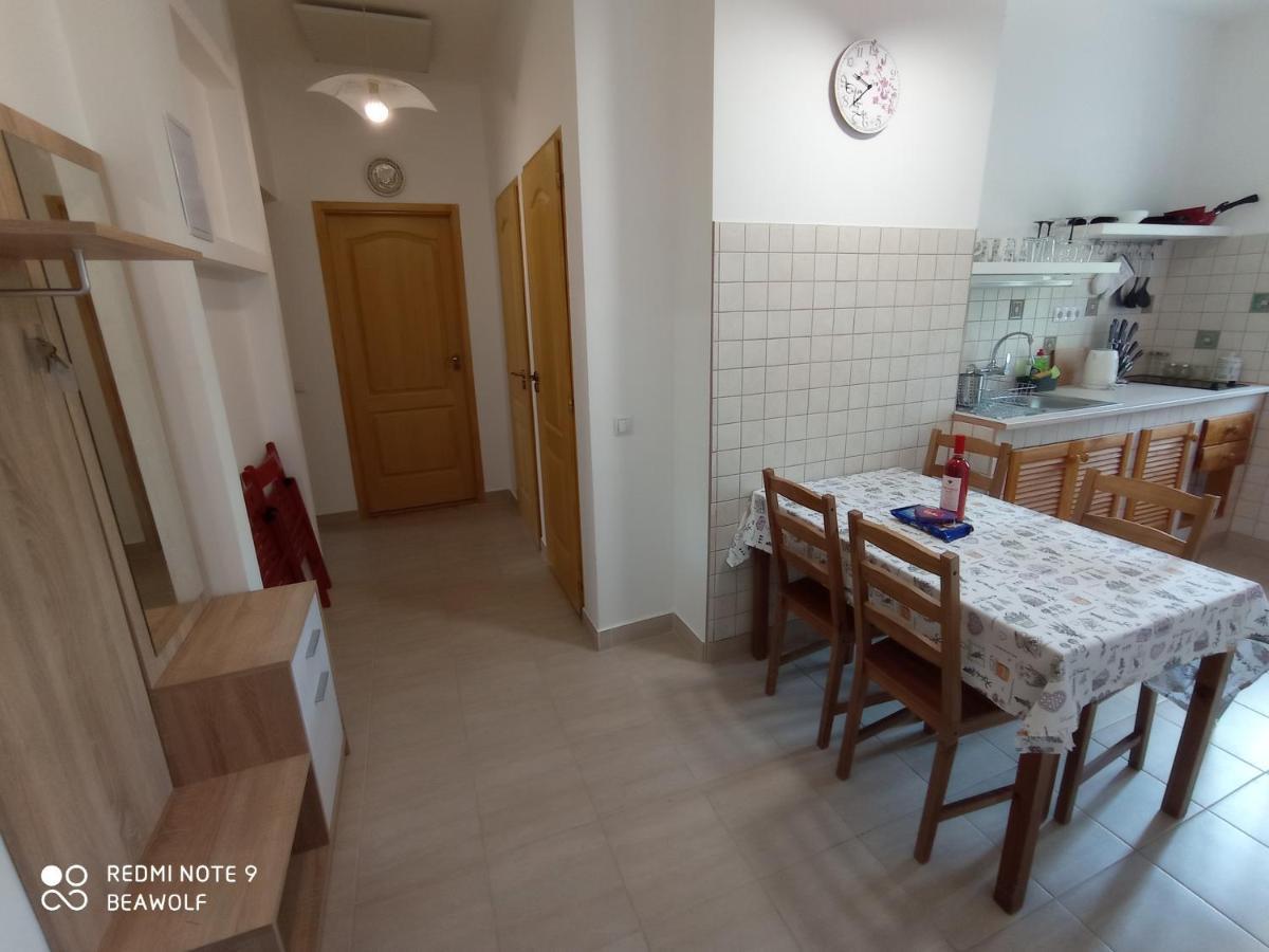 Gizella Apartman Apartment Eger Luaran gambar