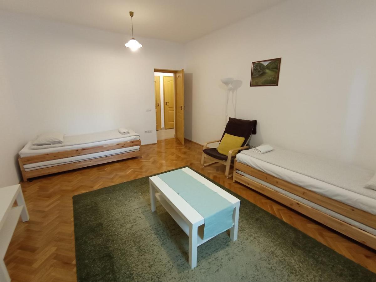 Gizella Apartman Apartment Eger Luaran gambar