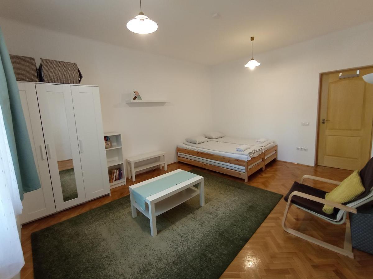 Gizella Apartman Eger Luaran gambar